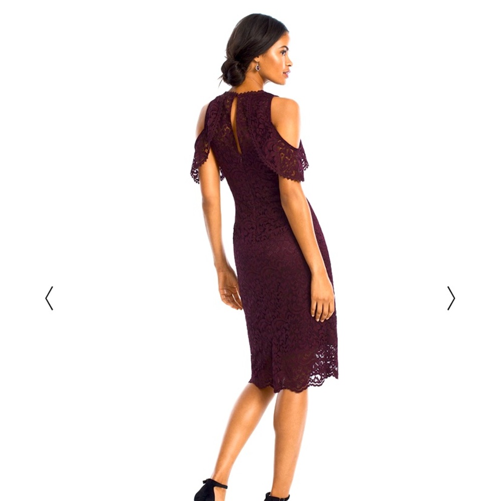 WHBM Cold-Shoulder Lace Sheath Dress Size 2,Plum color Like New!